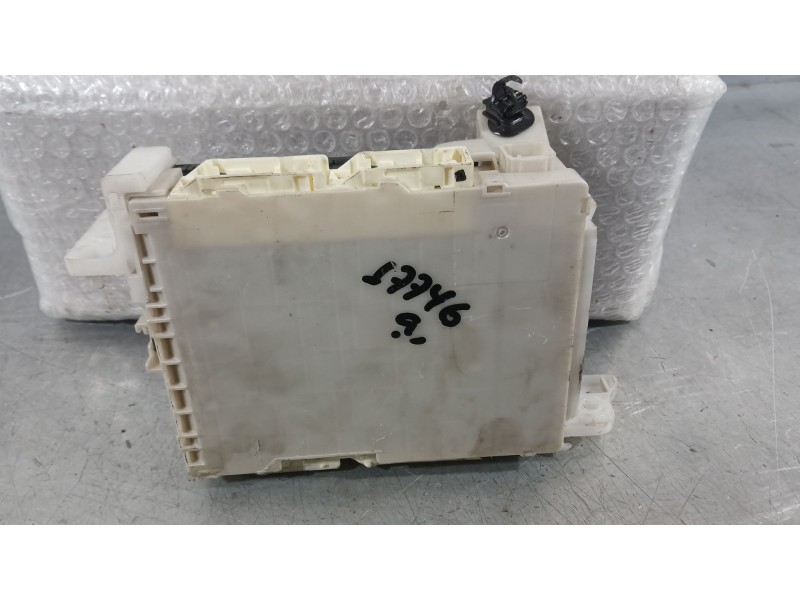 Recambio de caja reles / fusibles para toyota yaris (_p13_) 1.5 (nsp131_) referencia OEM IAM   