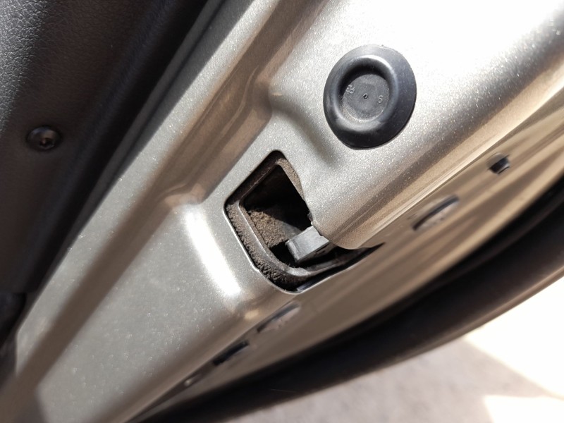 Recambio de cerradura puerta trasera derecha para peugeot 5008 (0u_, 0e_) 1.6 hdi referencia OEM IAM 9800624180  