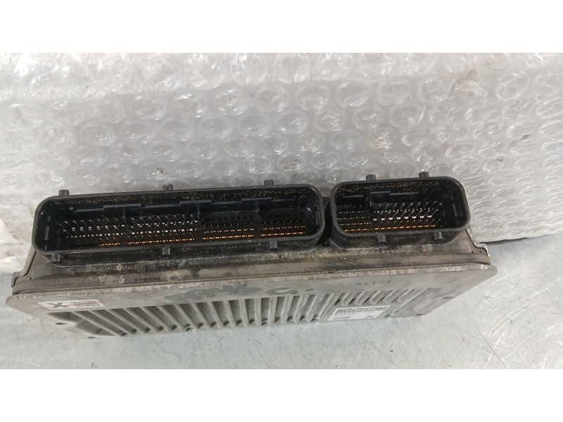 Recambio de centralita motor uce para toyota yaris (_p13_) 1.5 (nsp131_) referencia OEM IAM 896610U230  