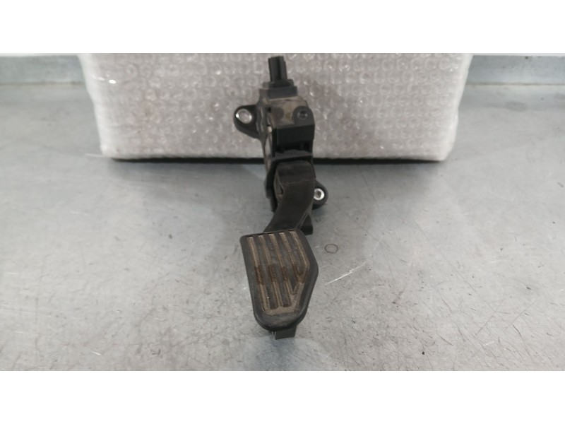 Recambio de potenciometro pedal para toyota yaris (_p13_) 1.5 (nsp131_) referencia OEM IAM 781100D110  