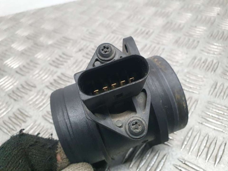 Recambio de caudalimetro para volkswagen polo (9n1) trendline referencia OEM IAM 038906461B 0281002531 BOSCH
