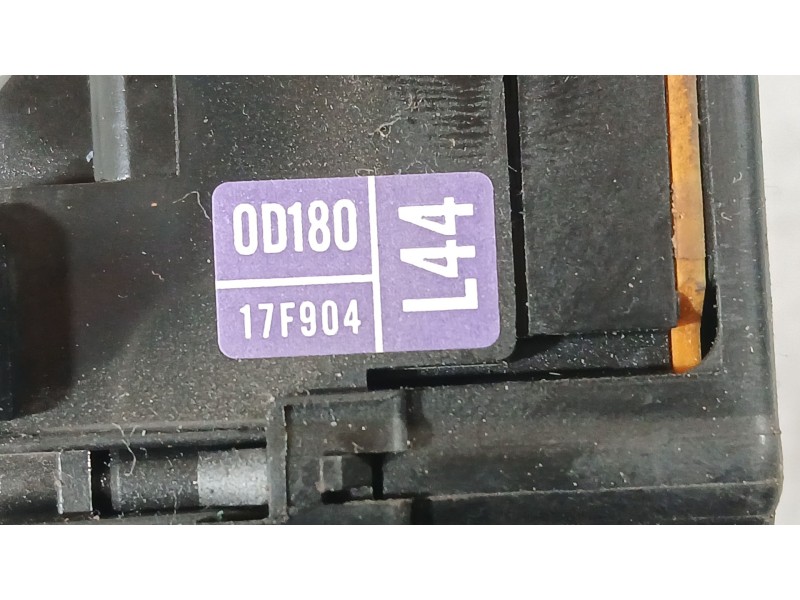 Recambio de mando limpia para toyota yaris (_p13_) 1.5 (nsp131_) referencia OEM IAM   