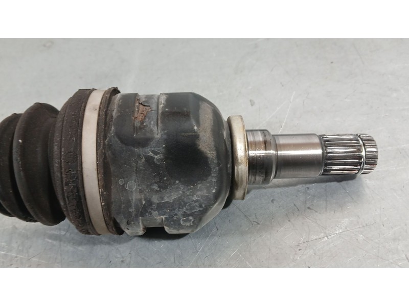 Recambio de transmision delantera izquierda para toyota yaris (_p13_) 1.5 (nsp131_) referencia OEM IAM 434200D411  