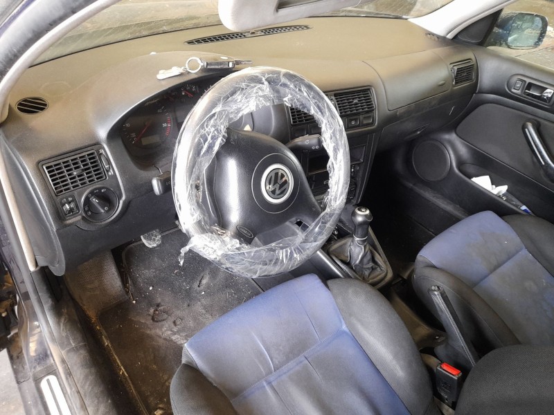 volkswagen golf iv (1j1) del año 2000