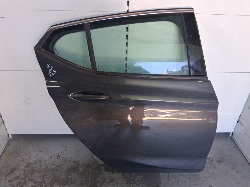 Recambio de puerta trasera derecha para opel astra k (b16) 1.4 turbo (68) referencia OEM IAM 39094743  