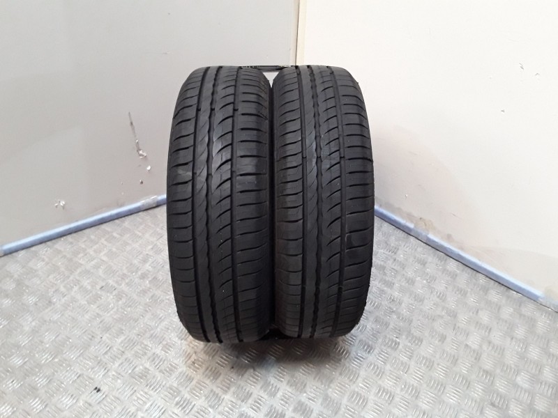 Recambio de neumatico pareja para neumaticos reutilizados - referencia OEM IAM 175651584H PIRELLI 175/65/15/84H