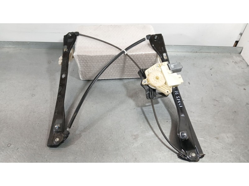 Recambio de elevalunas delantero izquierdo para skoda fabia iii (nj3) 1.4 tdi referencia OEM IAM 6V0837461C 6V0837039 