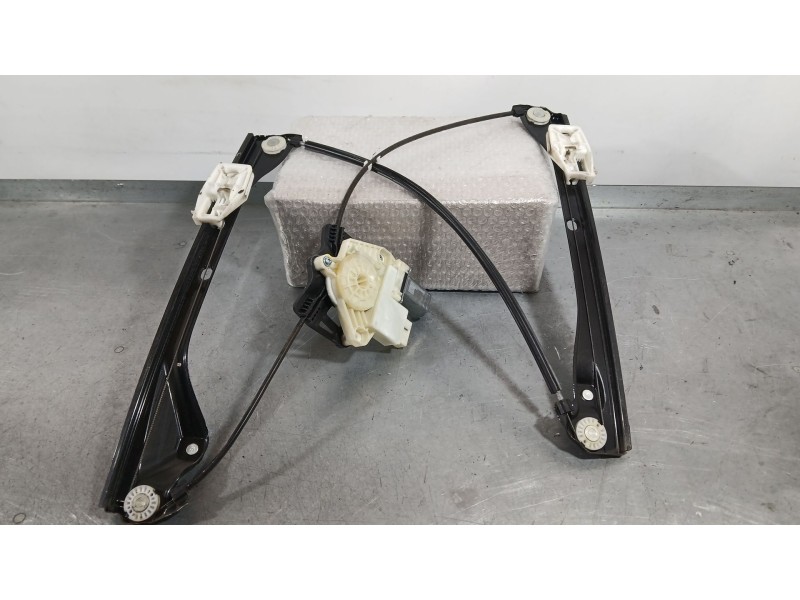 Recambio de elevalunas delantero izquierdo para skoda fabia iii (nj3) 1.4 tdi referencia OEM IAM 6V0837461C 6V0837039 