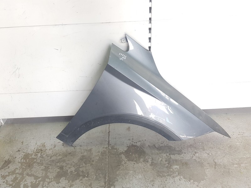 Recambio de aleta delantera derecha para seat arona (kj7, kjp) 1.0 tsi referencia OEM IAM 6F9821106B  