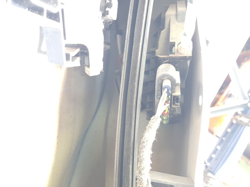 Recambio de cerradura puerta trasera derecha para ford ecosport 1.5 ecoblue tdci referencia OEM IAM 2074546 2078048 