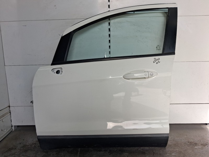 Recambio de puerta delantera izquierda para ford ecosport 1.5 ecoblue tdci referencia OEM IAM 2400874  TOCADA