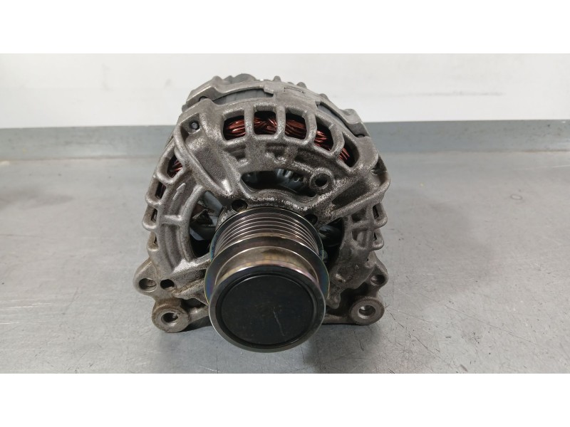 Recambio de alternador para skoda fabia iii (nj3) 1.4 tdi referencia OEM IAM 04B903023DX 04B903023D 