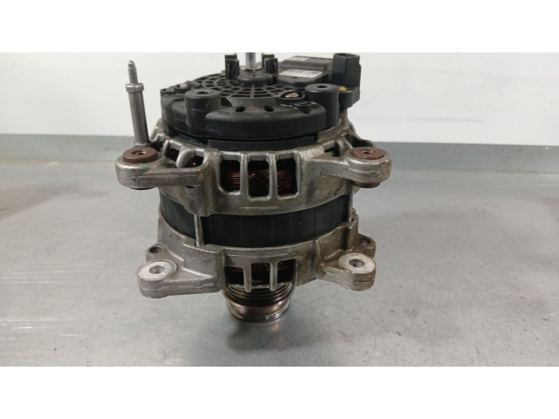 Recambio de alternador para skoda fabia iii (nj3) 1.4 tdi referencia OEM IAM 04B903023DX 04B903023D 