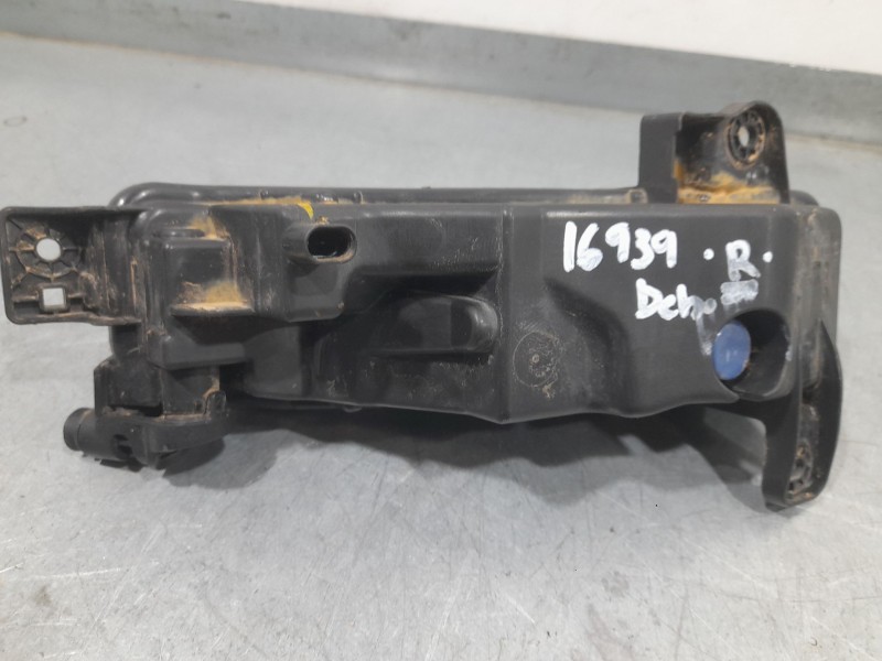 Recambio de faro antiniebla derecho para bmw 1 (f40) 118 d referencia OEM IAM 6317808998006 DIURNO 