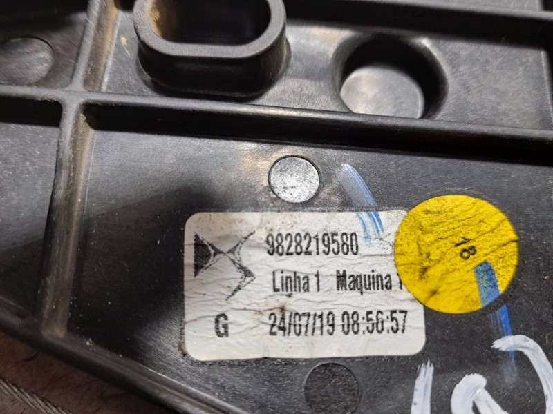 Recambio de elevalunas trasero izquierdo para ds 3 style referencia OEM IAM 9828219580 6 PINS ELECTRICO