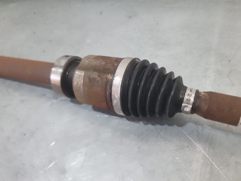Recambio de transmision delantera derecha para renault clio v (b7_) tce 90 (b7mt) referencia OEM IAM 391000823R  