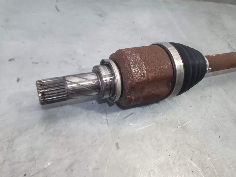 Recambio de transmision delantera izquierda para renault clio v (b7_) tce 90 (b7mt) referencia OEM IAM 391016661R  
