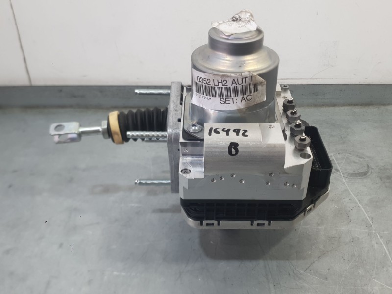 Recambio de abs para ford focus iv turnier (hp) 1.0 ecoboost mhev referencia OEM IAM 2548470 C/ BOMBA y C/ SERVOFRENO 