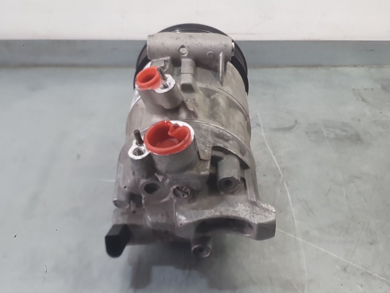 Recambio de compresor aire acondicionado para seat leon (5f1) 1.6 tdi referencia OEM IAM 5Q0816803D 5Q0820803Q 