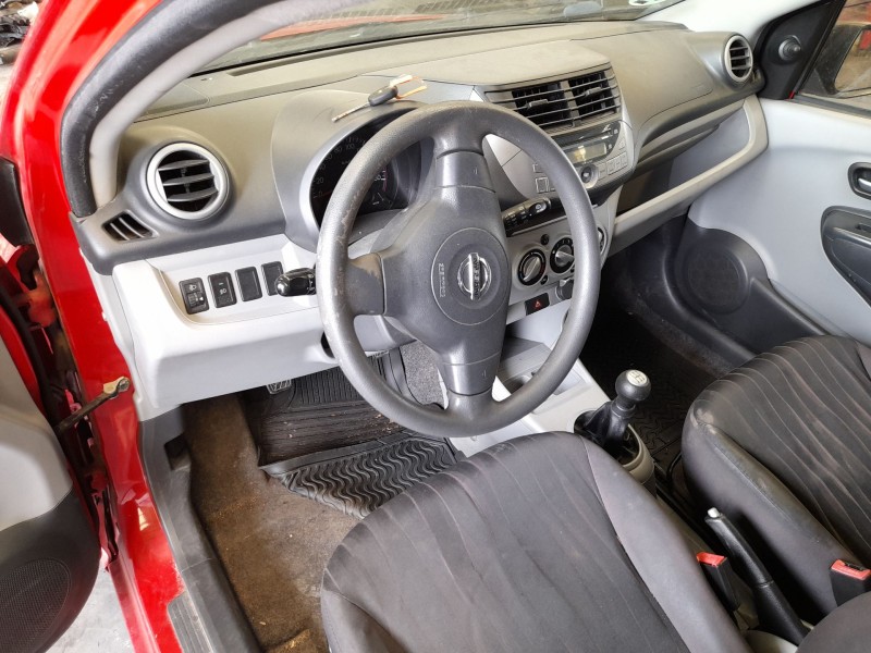 nissan pixo (ua0) del año 2010