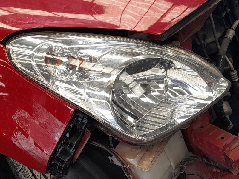 Recambio de faro derecho para nissan pixo (ua0) 1.0 referencia OEM IAM 267054A00F  