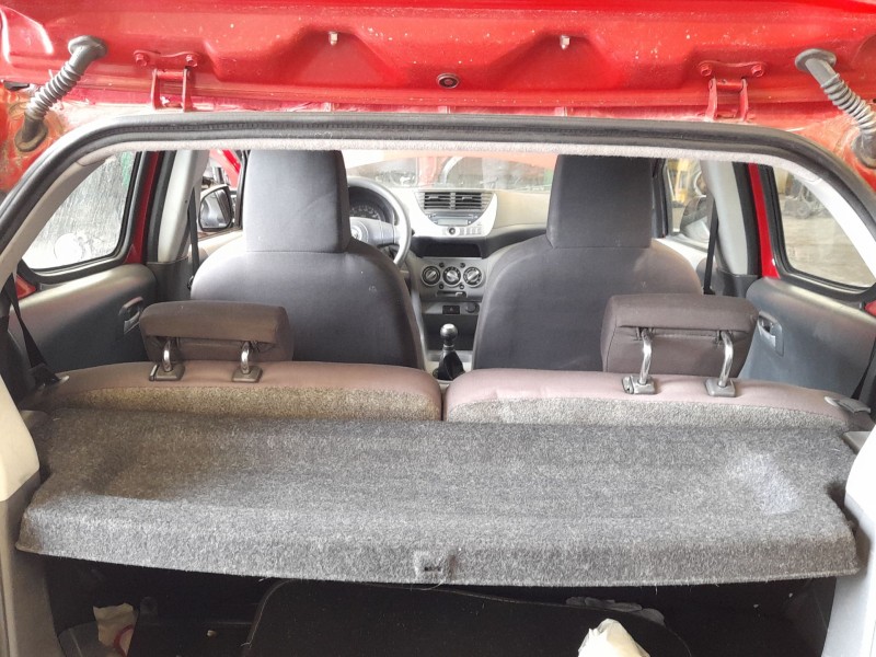 Recambio de bandeja trasera para nissan pixo (ua0) 1.0 referencia OEM IAM 849064A00B  