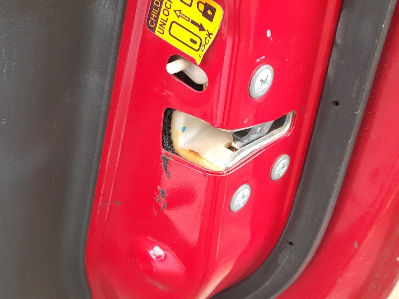 Recambio de cerradura puerta trasera derecha para nissan pixo (ua0) 1.0 referencia OEM IAM 825024A00M  
