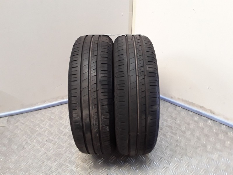 Recambio de neumatico pareja para neumaticos reutilizados - referencia OEM IAM 185651588H APLUS 185/65/15/88H