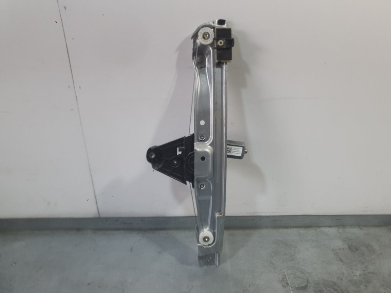Recambio de elevalunas trasero izquierdo para dacia sandero iii 1.0 tce 100 eco-g referencia OEM IAM 827217099R  