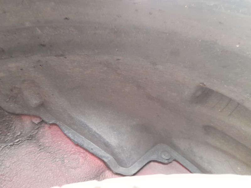 Recambio de plastico pase rueda del. dch. para nissan pixo (ua0) 1.0 referencia OEM IAM 638804A00C  