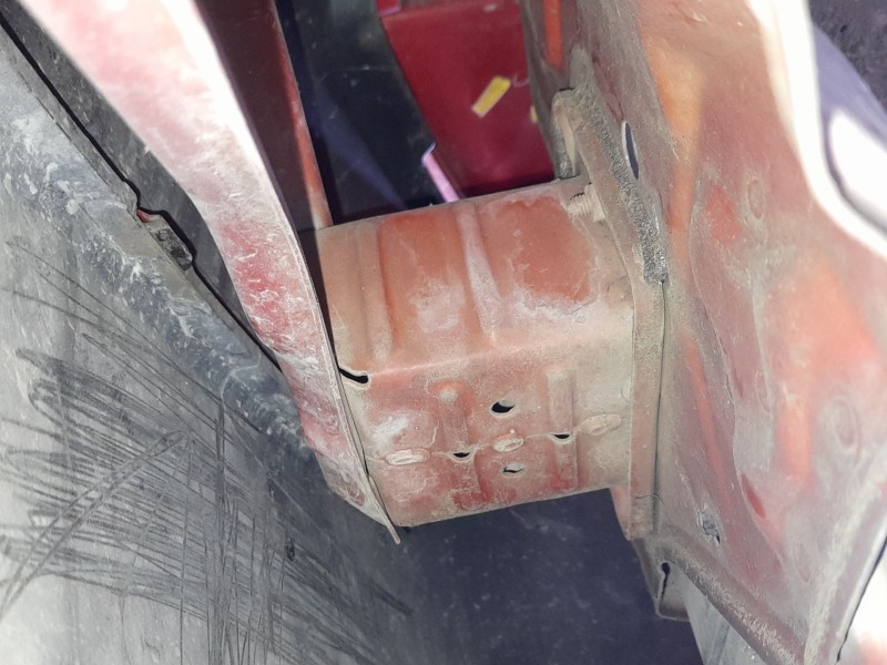 Recambio de refuerzo paragolpes trasero para nissan pixo (ua0) 1.0 referencia OEM IAM 743404A00B  