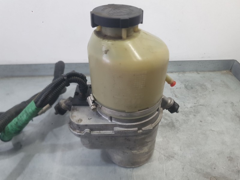 Recambio de bomba direccion electrica para opel meriva b monospace (s10) 1.4 (75) referencia OEM IAM   