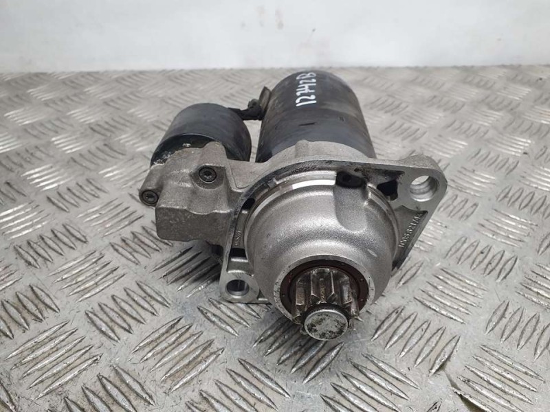 Recambio de motor arranque para volkswagen polo (9n1) trendline referencia OEM IAM 02A911024D 0001125042 BOSCH
