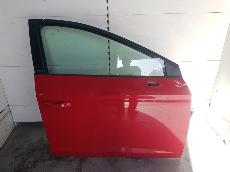 Recambio de puerta delantera derecha para seat leon st (5f8) 1.2 tsi referencia OEM IAM 5F4831056A  