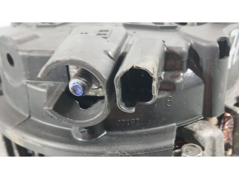 Recambio de alternador para peugeot 5008 (0u_, 0e_) 1.6 hdi referencia OEM IAM 5705AS  