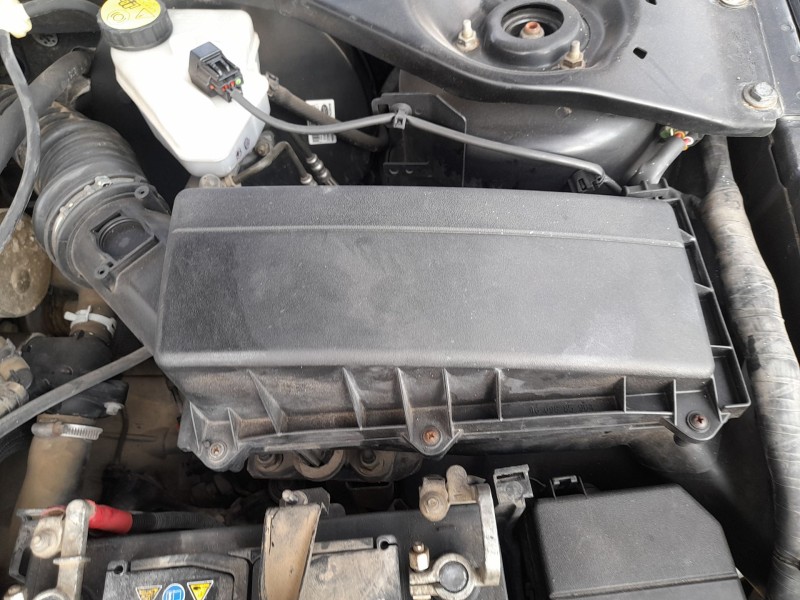 Recambio de carcasa filtro aire para ford mondeo iii sedán (b4y) 2.0 16v tddi / tdci referencia OEM IAM 1208565  