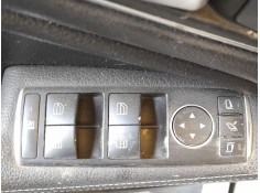 Recambio de mando elevalunas trasero izquierdo para mercedes-benz cla coupé (c117) cla 220 cdi / d (117.303) referencia OEM IAM 
