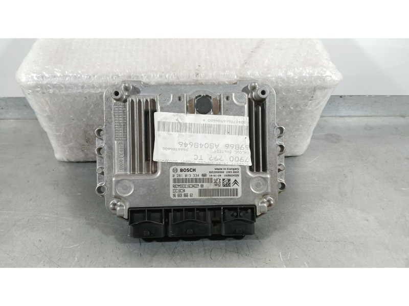 Recambio de centralita motor uce para peugeot 5008 (0u_, 0e_) 1.6 hdi referencia OEM IAM   