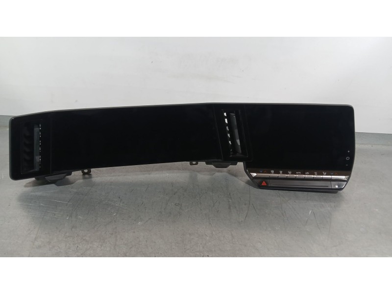 Recambio de cuadro instrumentos para renault megane e-tech suv ev60 referencia OEM IAM 680504426R  