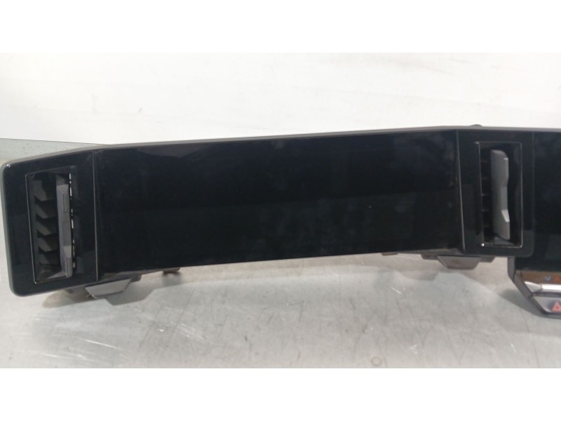 Recambio de cuadro instrumentos para renault megane e-tech suv ev60 referencia OEM IAM 680504426R  