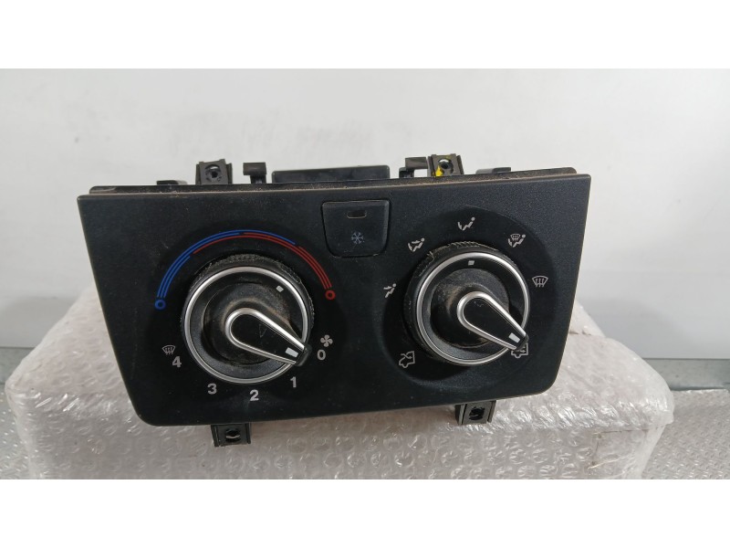 Recambio de mando calefaccion / aire acondicionado para peugeot boxer autobús 2.0 bluehdi 130 referencia OEM IAM 6451YF  