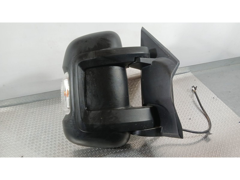 Recambio de retrovisor derecho para peugeot boxer autobús 2.0 bluehdi 130 referencia OEM IAM 1685327380  