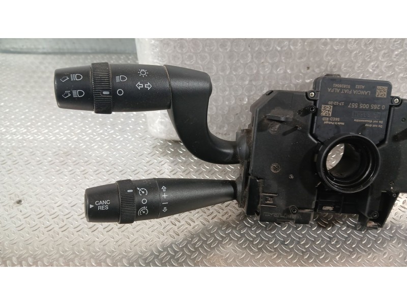 Recambio de mando luces y limpia para peugeot boxer autobús 2.0 bluehdi 130 referencia OEM IAM 1610566780  