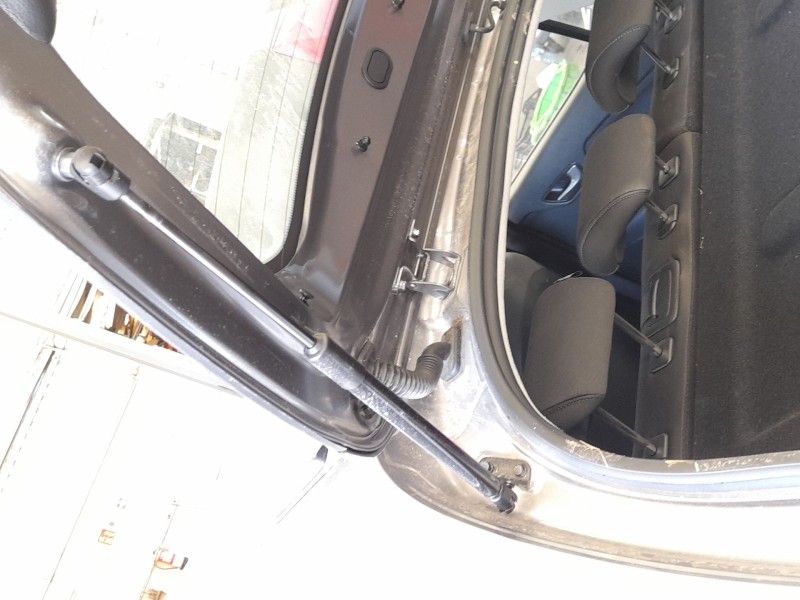 Recambio de amortiguadores maletero / porton para kia stonic (yb) 1.0 t-gdi eco-dynamics+ referencia OEM IAM 81770H8410  