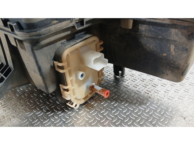 Recambio de deposito aditivo para peugeot boxer autobús 2.0 bluehdi 130 referencia OEM IAM 9809653280  