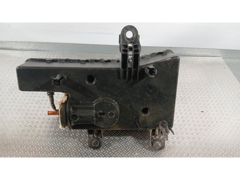 Recambio de deposito aditivo para peugeot boxer autobús 2.0 bluehdi 130 referencia OEM IAM 9809653280  