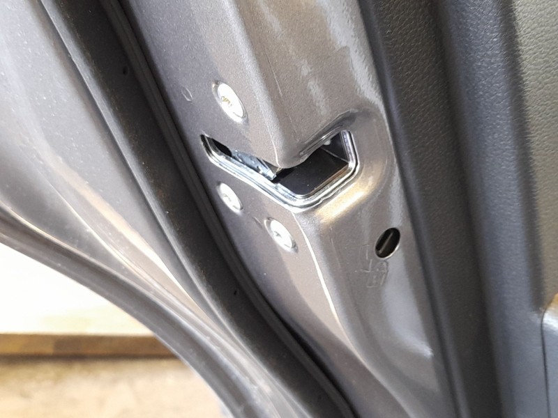 Recambio de cerradura puerta trasera izquierda para kia stonic (yb) 1.0 t-gdi eco-dynamics+ referencia OEM IAM 81410H8020  