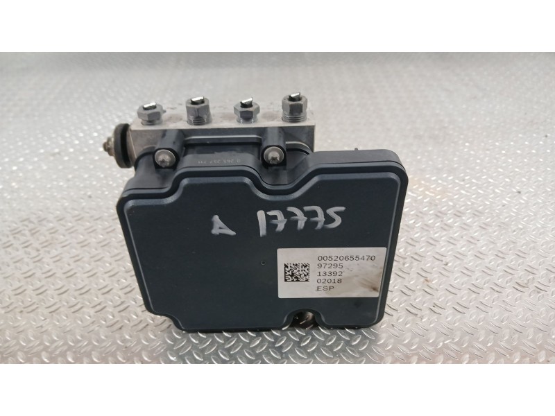 Recambio de abs para peugeot boxer autobús 2.0 bluehdi 130 referencia OEM IAM 1669575780  