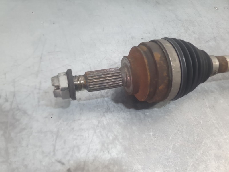 Recambio de transmision delantera derecha para renault clio iv (bh_) 1.5 dci 90 referencia OEM IAM 391008239R 391000262R 