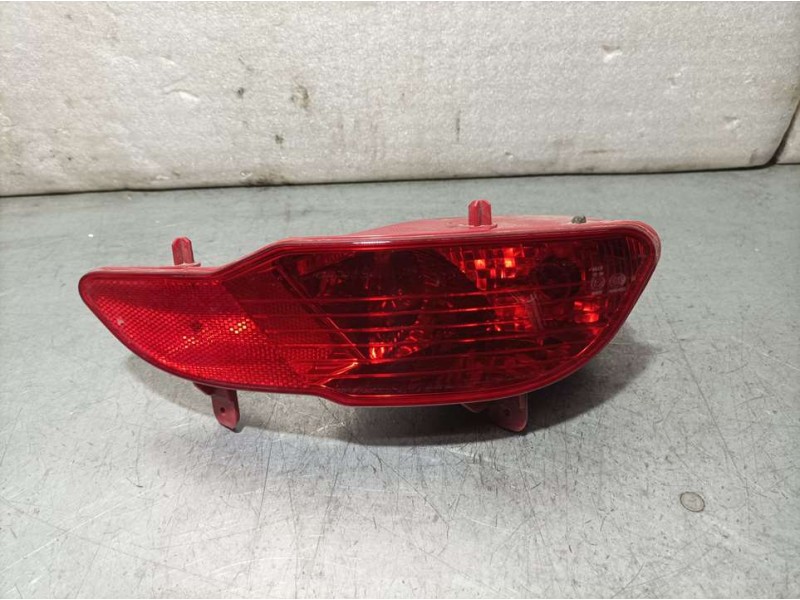 Recambio de piloto trasero derecho paragolpes para peugeot 5008 gt line referencia OEM IAM 9811981980  
